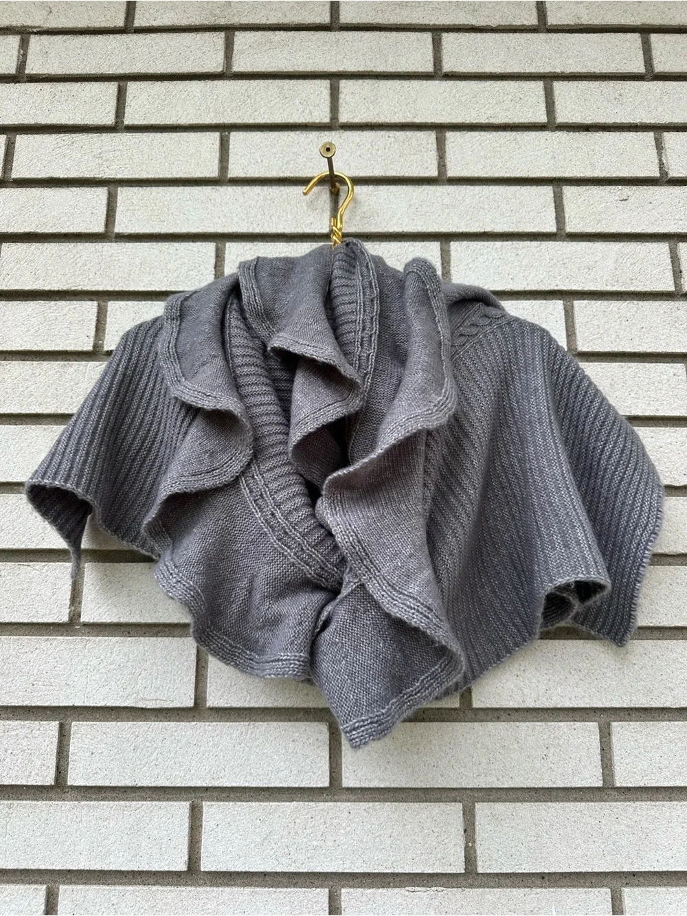 Lauren Ralph Lauren Ruffle Knit Scarf Wrap Shawl Heather Gray Soft Cozy